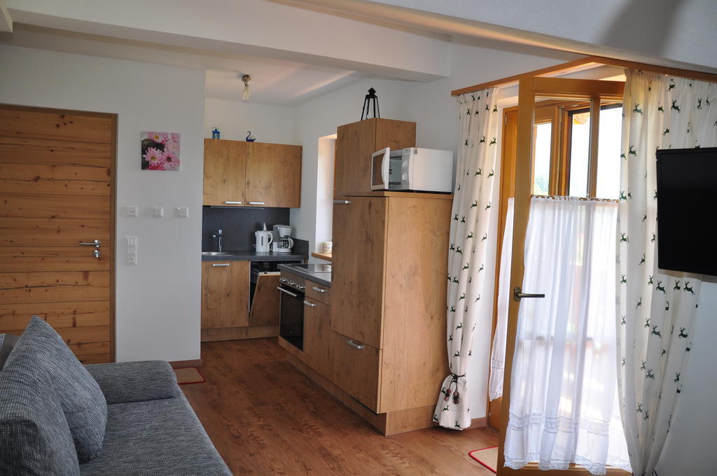 Haus Hoellwart ザンクト・ヨーハン・イム・ポンガウ 部屋 写真